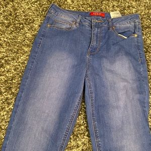 Guess Jeans